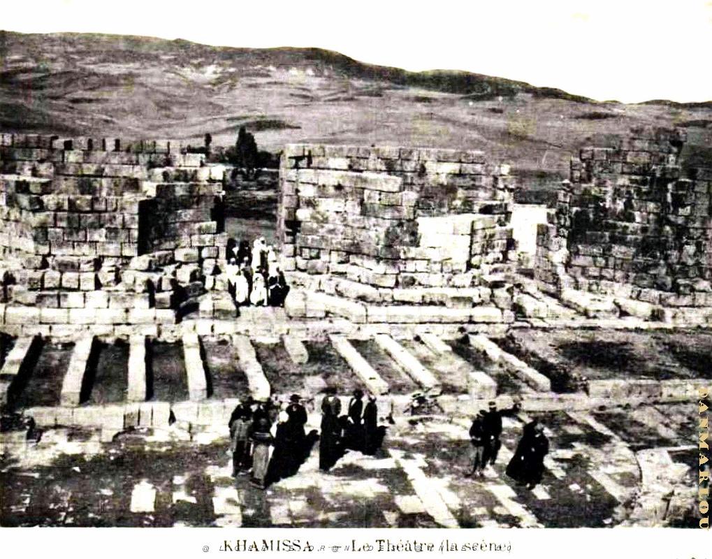 Khamissa - Theatre - Scene.jpg
